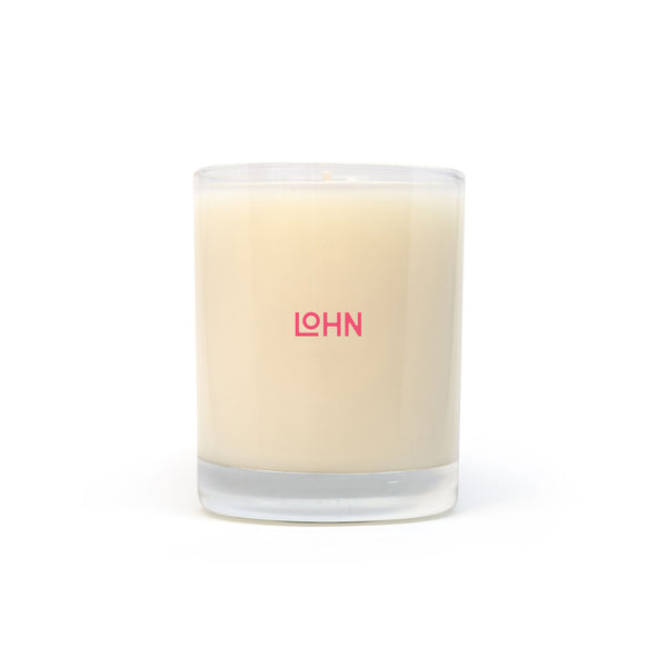lohn esen oraganic coconut and soy wax hand poured candle