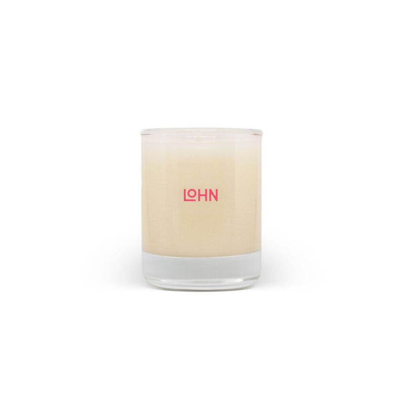 lohn esen oraganic coconut and soy wax hand poured candle