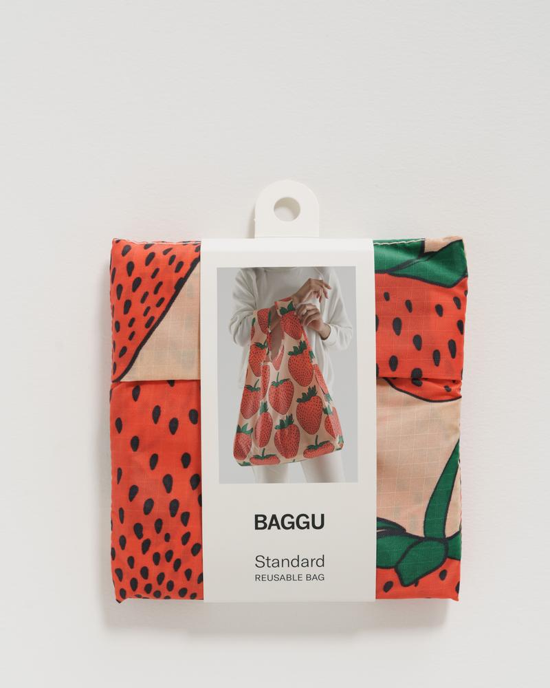 baggu reusable bag strawberry in pouch
