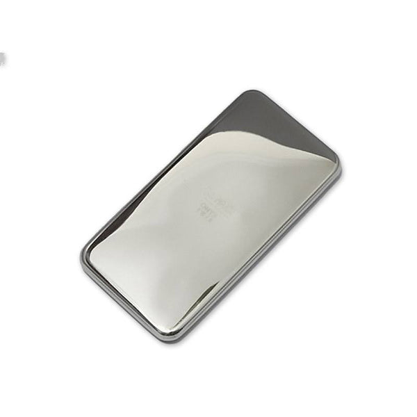 onyx stainless steel ice pack against white background
